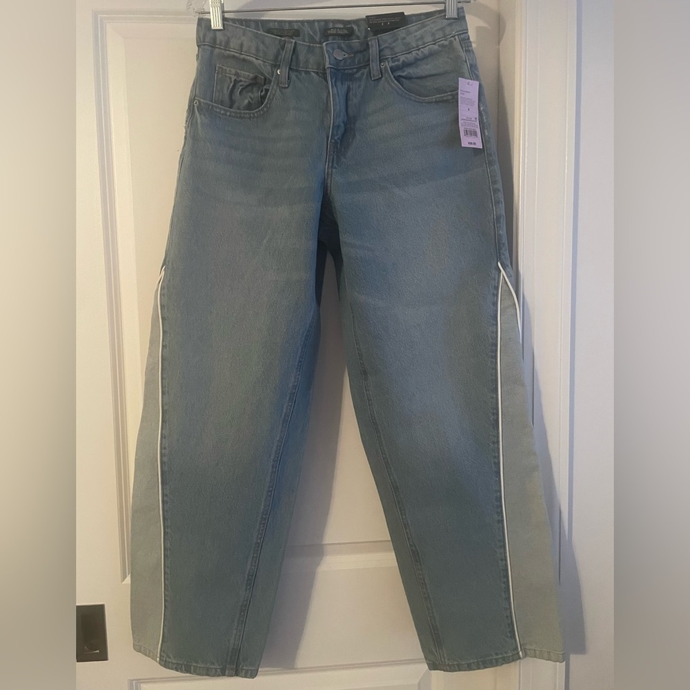 Wild Fable Mid-Rise Straight 90’s Relaxed  Jeans 2 Toned 31 inch waist